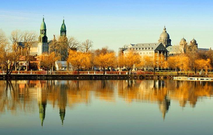 Heart Of Mtr For Memerable Experiance 2 Backyard 7Minmetro Fully Renovated & Equipped Монреаль Экстерьер фото