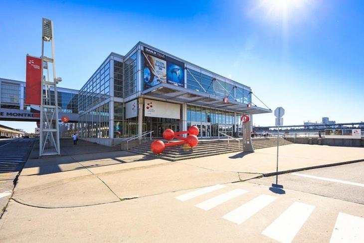 Heart Of Mtr For Memerable Experiance 2 Backyard 7Minmetro Fully Renovated & Equipped Монреаль Экстерьер фото